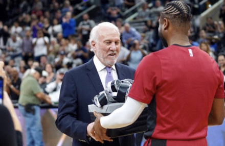 他在回合中 他在回合中